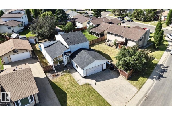 1768 48a St Nw, Edmonton, AB, photo 3