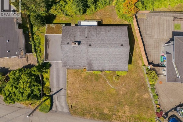 1768 Ottawa Place, West Vancouver, BC V7V2T7 Photo 5