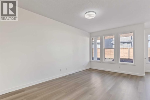 Dining room - 177 Copperhead Road Se, Calgary, AB T2Z5H7 Photo 5