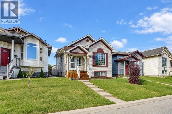 4pc Bathroom - 177 Erin Circle Se, Calgary, AB T2B3H8 Photo 5