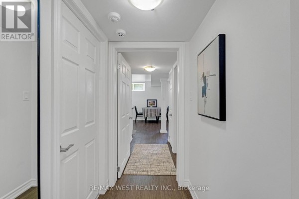 177 Searle Avenue, Toronto, ON M3H4B5 Photo 5
