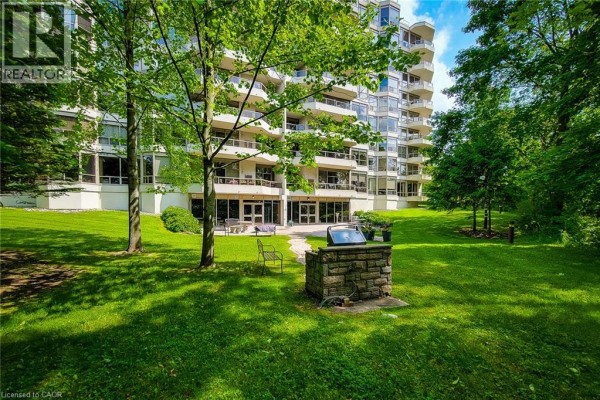 Primary Bedroom - 1770 Main Street W Unit# 705, Hamilton, ON L8S1H1 Photo 5