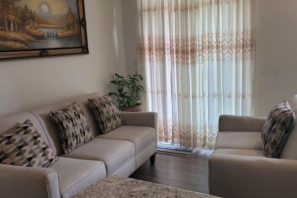 1770 Rex Heath Drive, Pickering, ON, photo 2