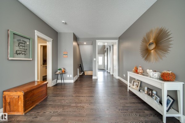 17707 9a Av Sw, Edmonton, AB, photo 2