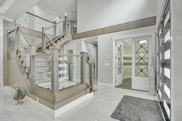 1772 156a Street, Surrey Photo 5