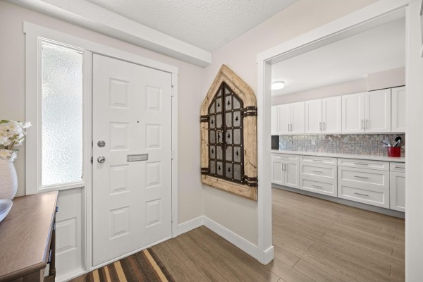 1774 Lilac Drive, Surrey, BC V4A5C9 Photo 5