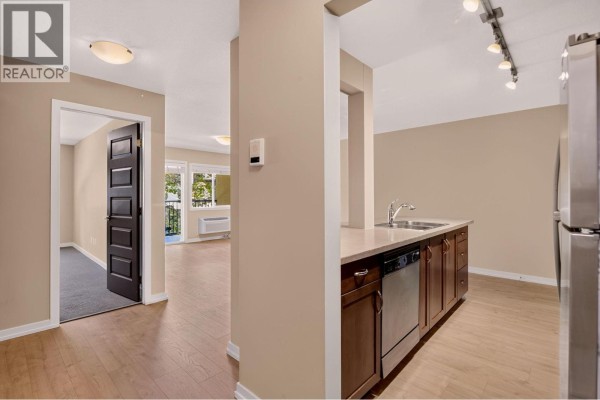 1777 Water Street Unit# 104, Kelowna, BC, photo 3