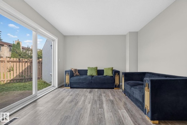 17775 95 St Nw, Edmonton, AB T5Z2E3 Photo 4