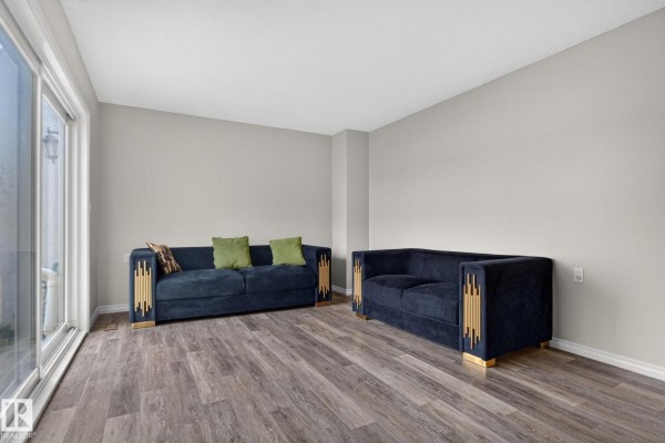 17775 95 St Nw, Edmonton, AB T5Z2E3 Photo 5
