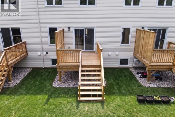 Family room - 178 Des Eleves Street, Dieppe, NB E1A4V6 Photo 3
