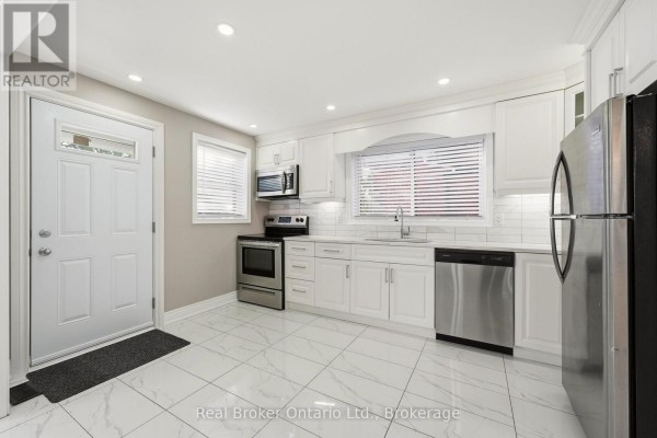 Living room - 178 East 15th Street, Hamilton, ON L9A4G1 Photo 4