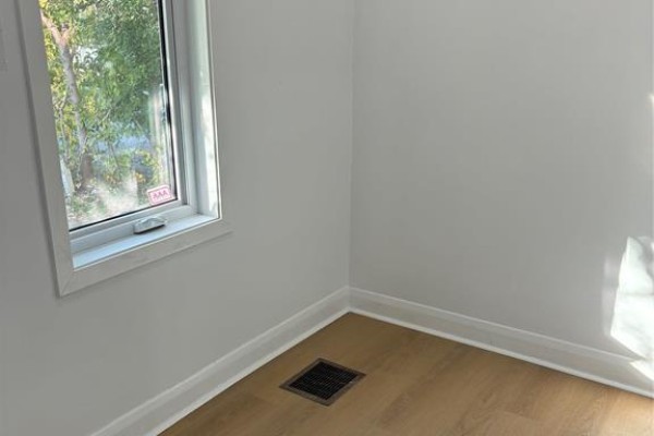 Living room - 178 Maryland Street, Winnipeg, MB R3G1L3 Photo 5