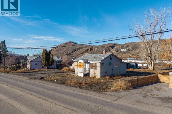 1780 Parkcrest Avenue, Kamloops, BC V2B4W9 Photo 4