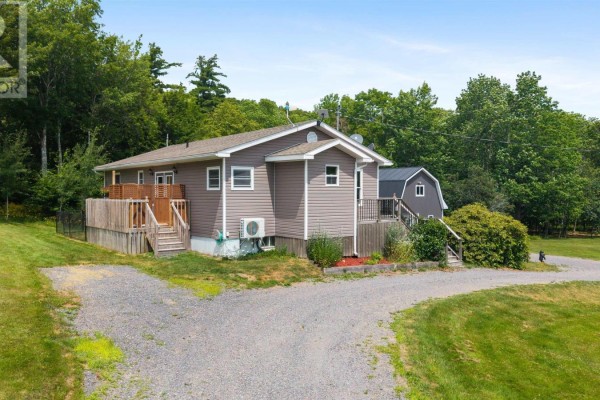 Primary Bedroom - 1781 Montreal Road, Rocklin, NS B0K2A0 Photo 5