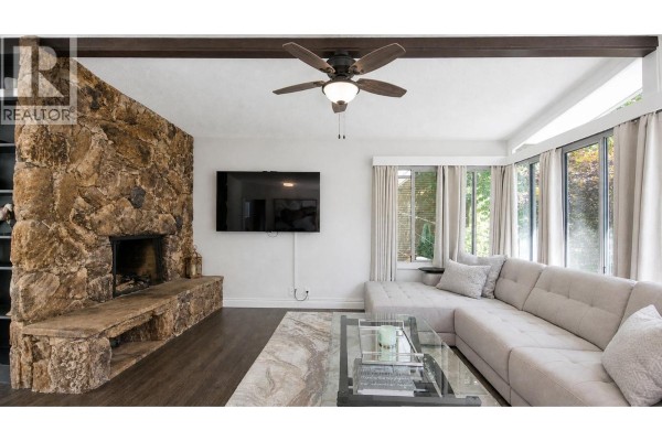 1781 View Street, Port Moody, BC V3H3Y3 Photo 4