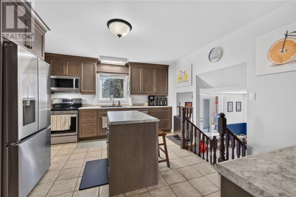 1785 Graywood Drive, Sudbury, ON P3A5S5 Photo 4