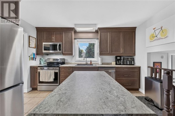 1785 Graywood Drive, Sudbury, ON P3A5S5 Photo 5