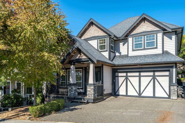17863 71a Avenue, Surrey, BC V3S0Z7 Photo 3