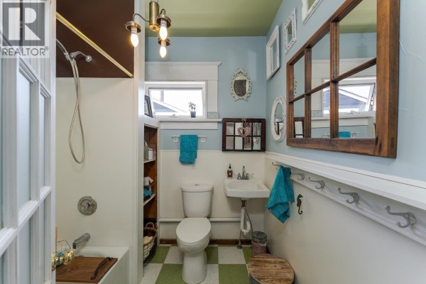 Bedroom 2 - 1787 7th Avenue, Prince George, BC V2K3P7 Photo 5