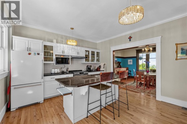 179 Battle St W Street, Kamloops, BC, photo 3