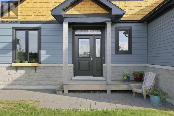 179 Bristow Drive, Montague, ON K7A5B8 Photo 4