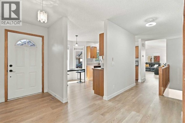 Kitchen - 179 Citadel Close Nw, Calgary, AB T3G4A5 Photo 5