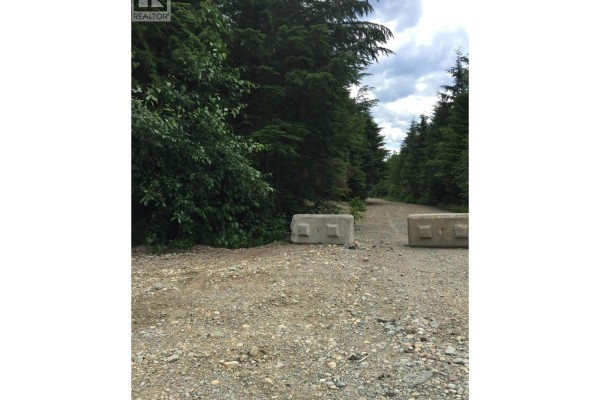 179 Dewberry Street, Kitimat, BC, photo 3