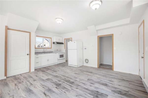 Bedroom - 179 Jarvis Avenue, Winnipeg, MB R2W2M6 Photo 5