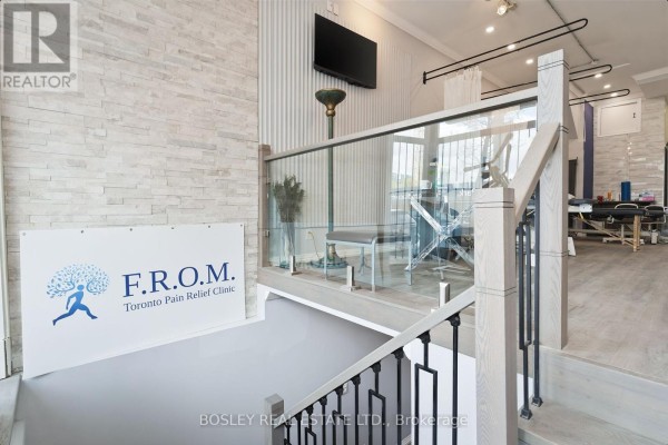 179 Queen Street E, Toronto, ON M5A1S2 Photo 5