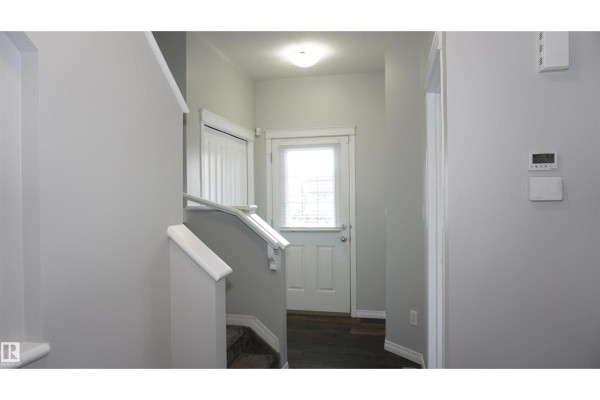 Family room - 17907 62 St Nw, Edmonton, AB T5Y3Z4 Photo 4