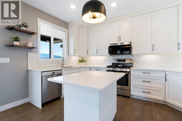 4pc Bathroom - 1791 10 Street Sw Unit# 37, Salmon Arm, BC V1E0E9 Photo 4