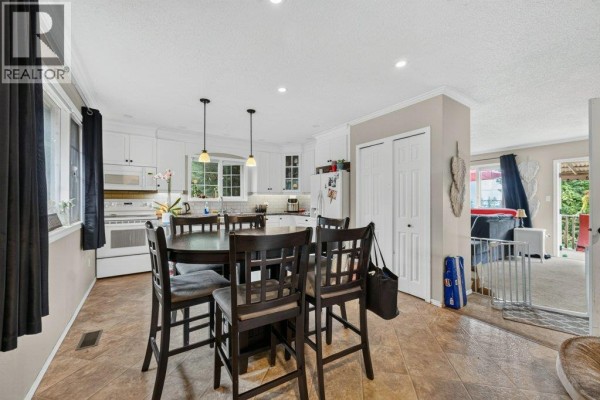1791 15 Avenue Ne, Salmon Arm, BC, photo 2
