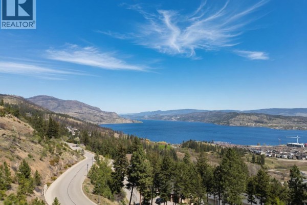 1791 Diamond View Drive, West Kelowna, BC V1Z4B7 Photo 4