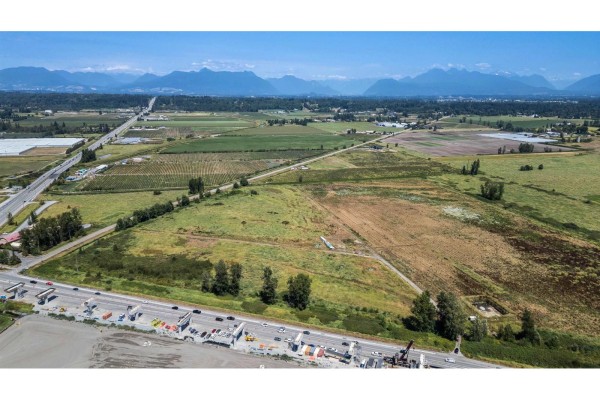 17911 Fraser Highway, Surrey, BC, photo 2
