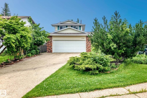 17915 99a Av Nw Nw, Edmonton, AB, photo 2