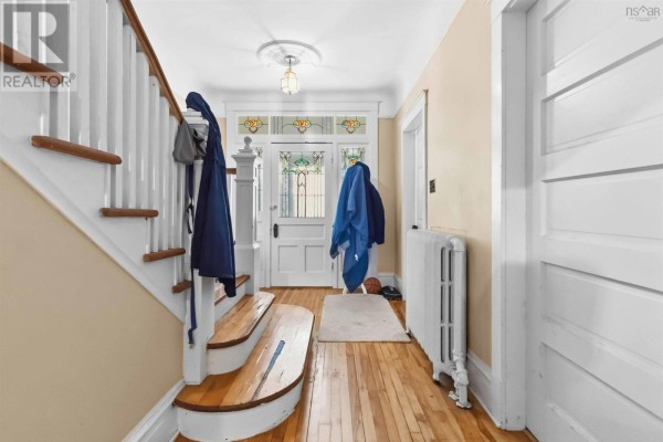1793 Oxford Street, Halifax Peninsula, NS B3H3Z9 Photo 2
