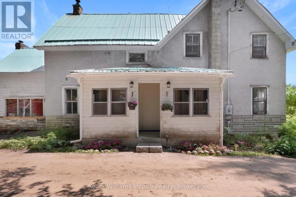 1794 East Road Loop, Hastings Highlands, ON, photo 3