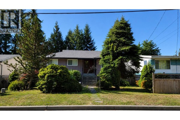 1798 Heather Avenue, Port Coquitlam, BC V3B2L1 Photo 2