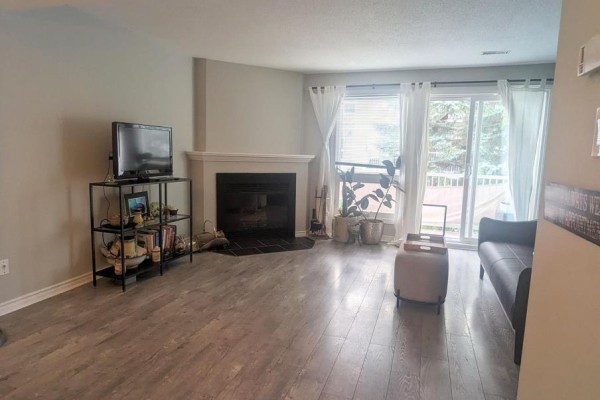 Primary Bedroom - 17b - 6010 Red Willow Drive, Ottawa, ON K1C7H9 Photo 4