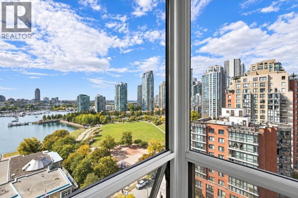 17d 139 Drake Street, Vancouver