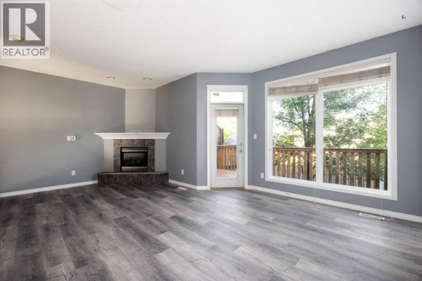 Dining room - 18, 97 Wilson Drive, Fort Mcmurray, AB T9H0A3 Photo 4