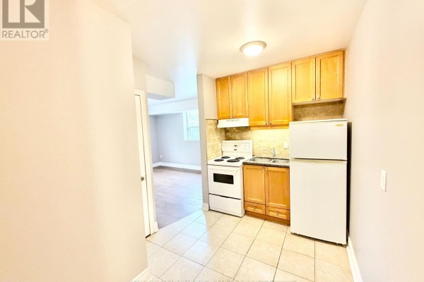 18 - 100 Twenty Fifth Street, Toronto, ON M8V3P9 Photo 3