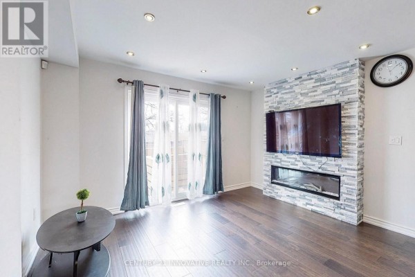 Bedroom 3 - 18 - 1635 Pickering Parkway, Pickering, ON L1V6W8 Photo 4