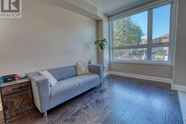 Bedroom 2 - 18 - 1870 Altona Road, Pickering, ON L1V1M5 Photo 4