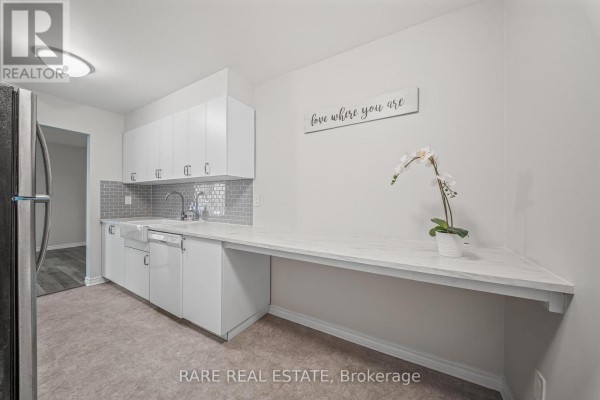 Eating area - 18 - 221 Ormond Drive, Oshawa, ON L1G6T7 Photo 2