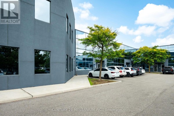 18 - 2355 Derry Road E, Mississauga, ON L5S1V6 Photo 4