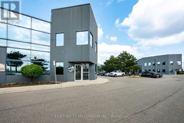 18 - 2355 Derry Road E, Mississauga, ON L5S1V6 Photo 5