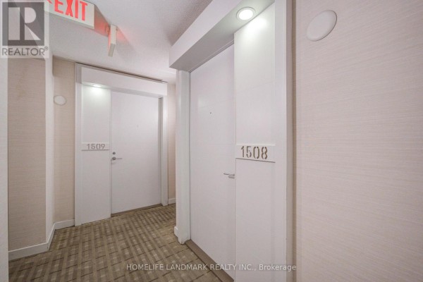 Den - 1508 - 38 Grenville Street, Toronto, ON M4Y1A5 Photo 5