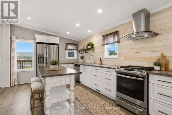 18 - 484 Frankford Stirling Road, Quinte West, ON K0K2C0 Photo 5
