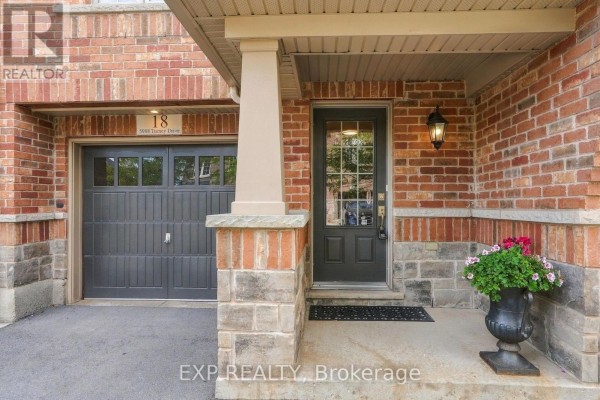Kitchen - 18 - 5988 Turney Drive, Mississauga, ON L5M0S5 Photo 3